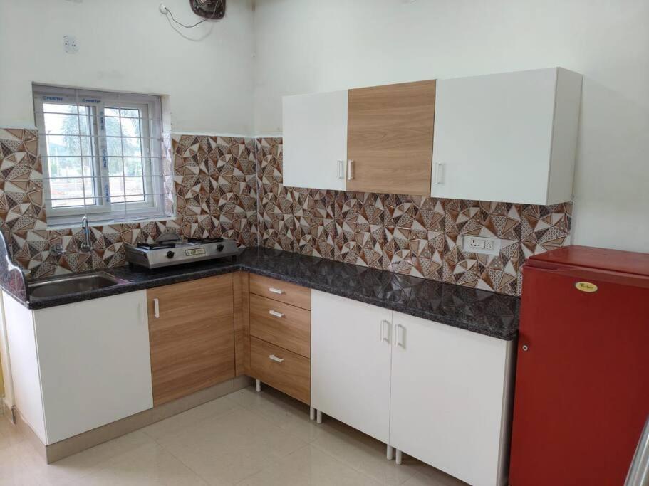 Вилла Leo'S Den 9 Guests Ac 3Bhk 9 Mins To Rgia Шамшабад Экстерьер фото