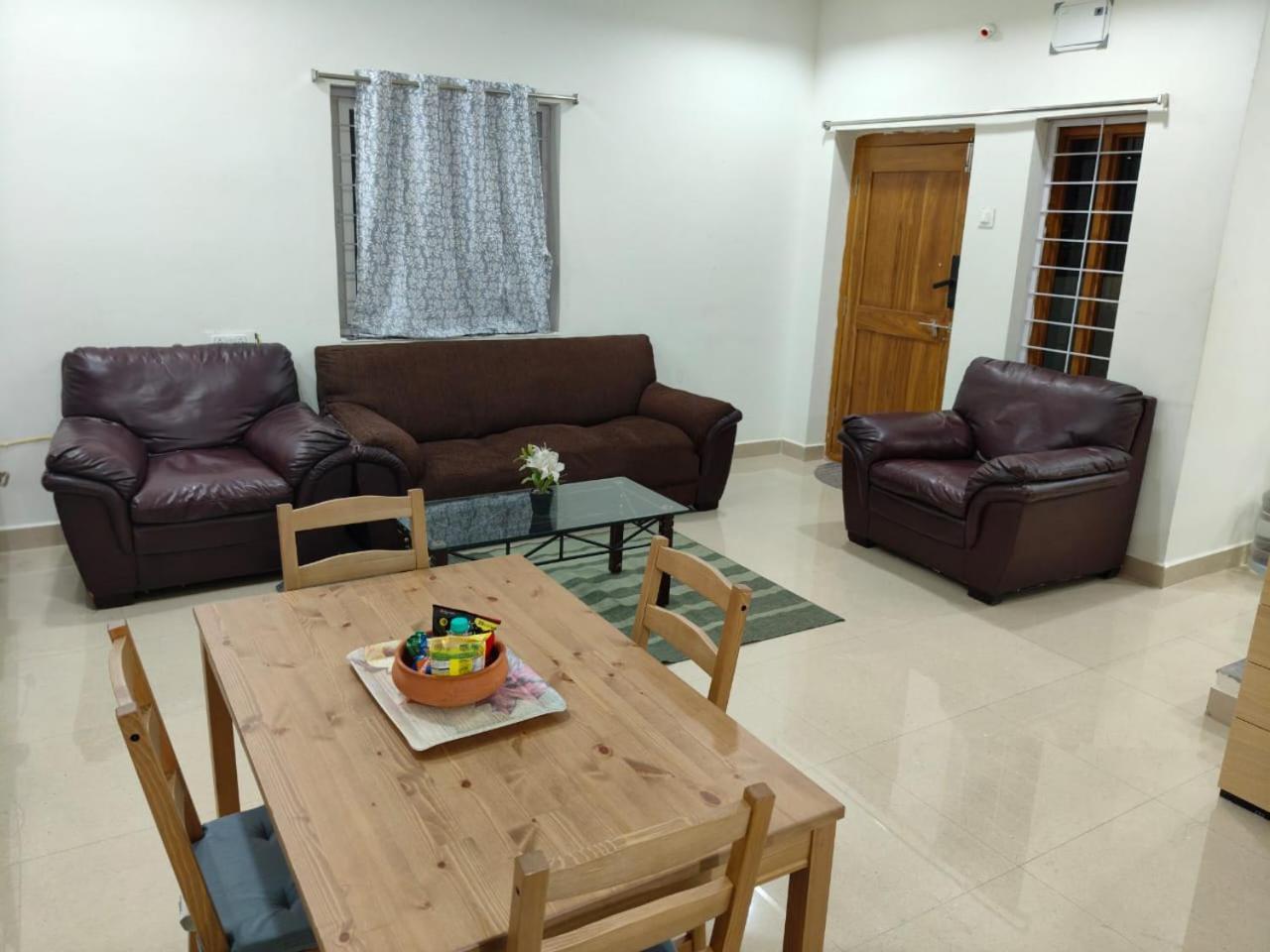 Вилла Leo'S Den 9 Guests Ac 3Bhk 9 Mins To Rgia Шамшабад Экстерьер фото