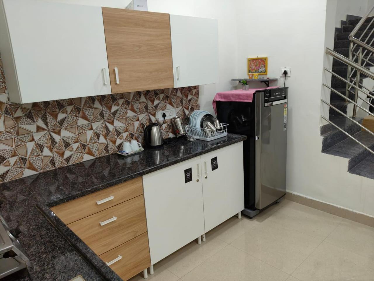 Вилла Leo'S Den 9 Guests Ac 3Bhk 9 Mins To Rgia Шамшабад Экстерьер фото